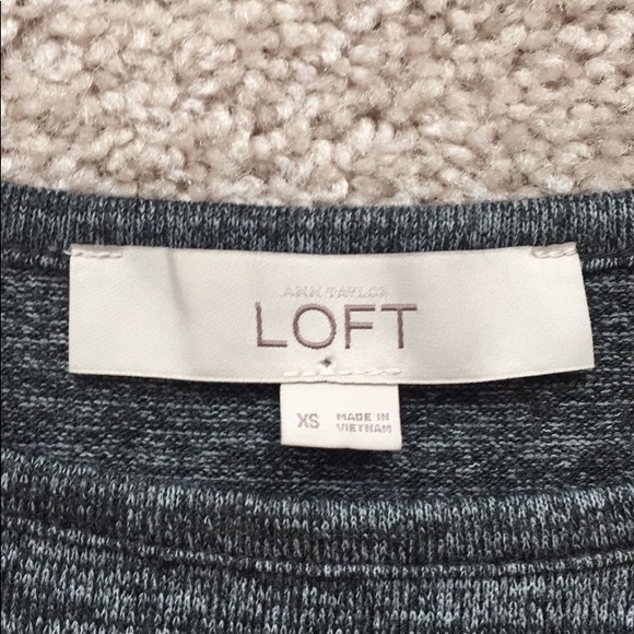 LOFT grey top - Picture 2 of 2
